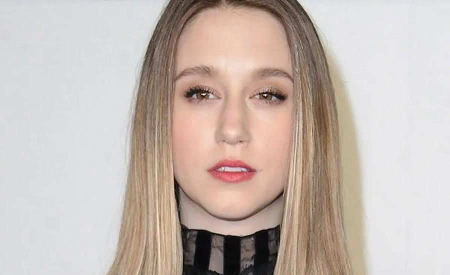 laryssa farmiga